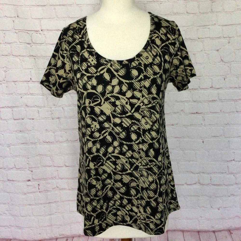 LuLaRoe Black and Tan Short Sleeve Top - Size XS